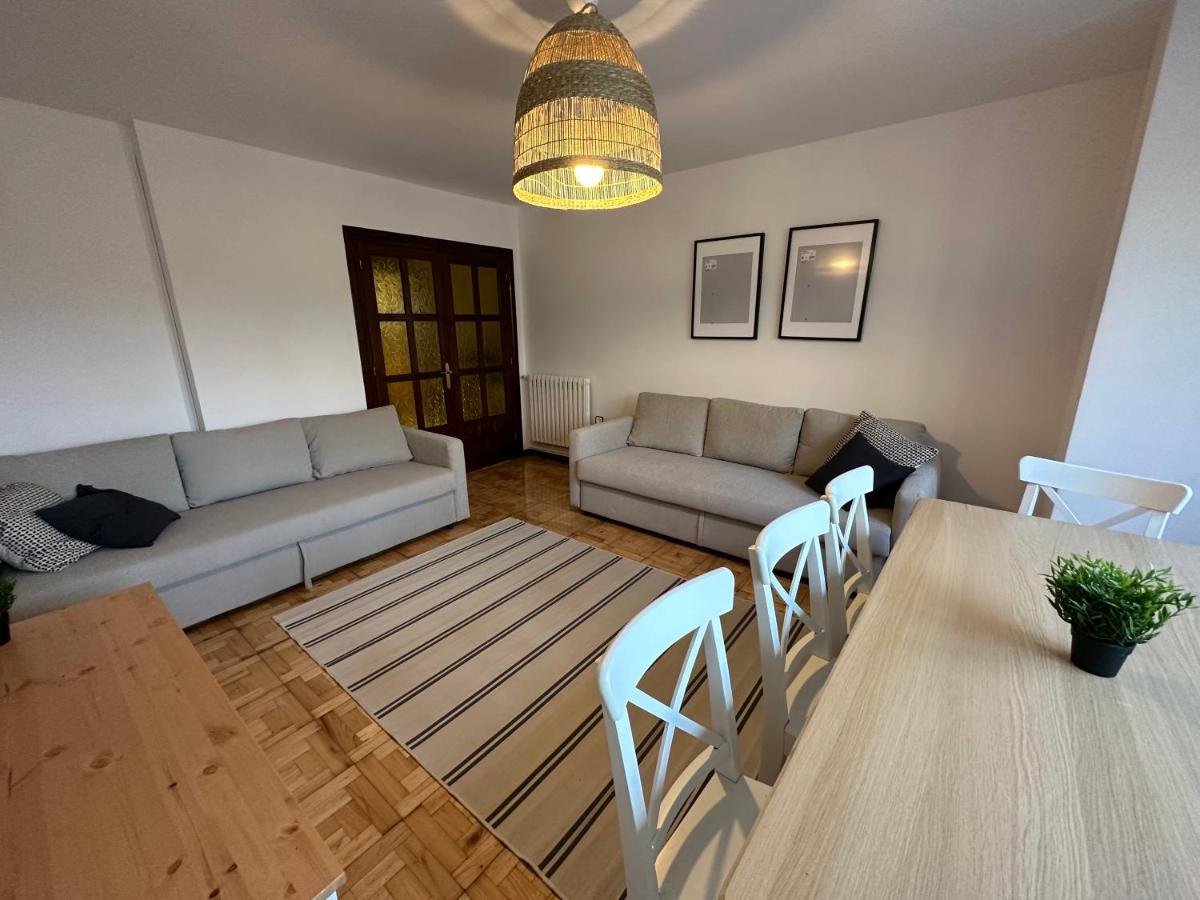 Apartamento Plaza Del Rey Apartment Santillana del Mar Bagian luar foto